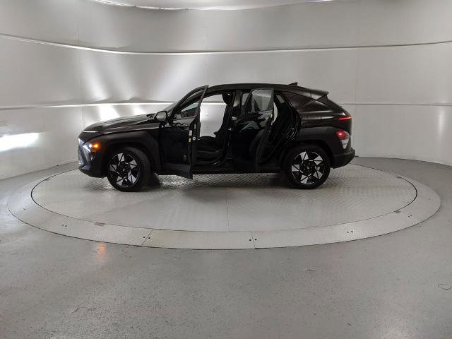 Used 2024 Hyundai Kona SEL image 11