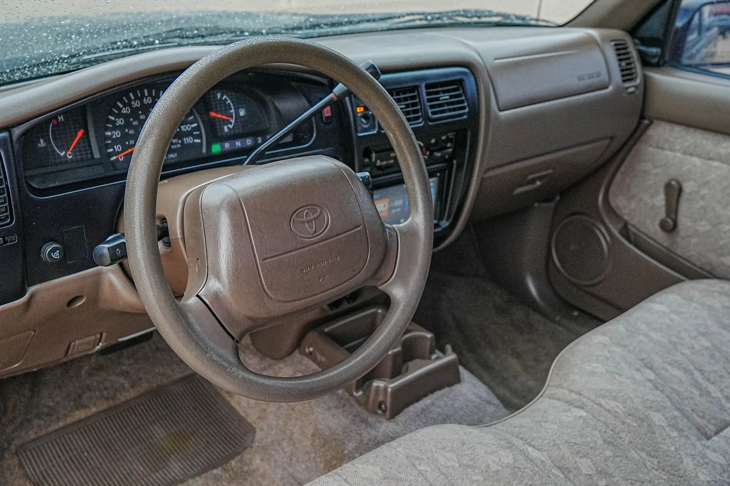 Used 2000 Toyota Tacoma 2WD Regular Cab image 19