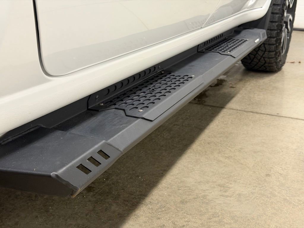 Used 2023 GMC Sierra 1500 AT4 w/ AT4 Preferred Package image 12