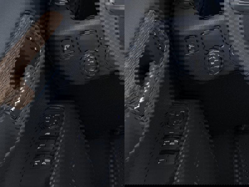 New 2025 Chevrolet Silverado 1500 LT w/ Safety Package image 47