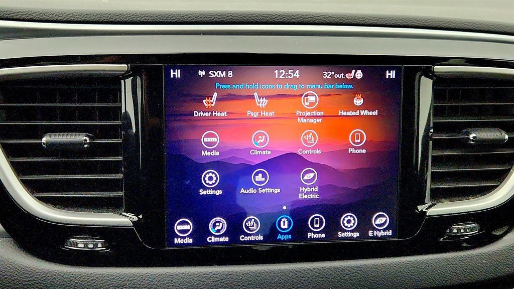 Used 2020 Chrysler Pacifica Touring-L w/ S Appearance Package image 21