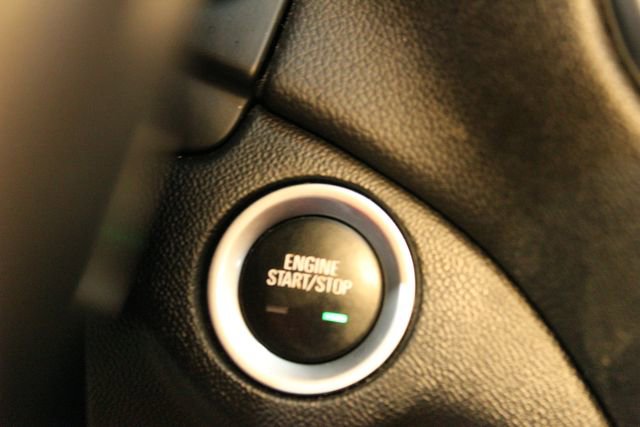 Used 2020 Chevrolet Equinox LT w/ Driver Convenience Package image 25