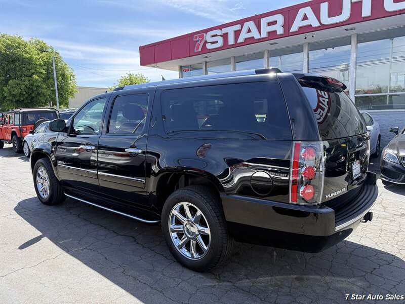 Used 2014 GMC Yukon XL Denali AWD/4WD image 4