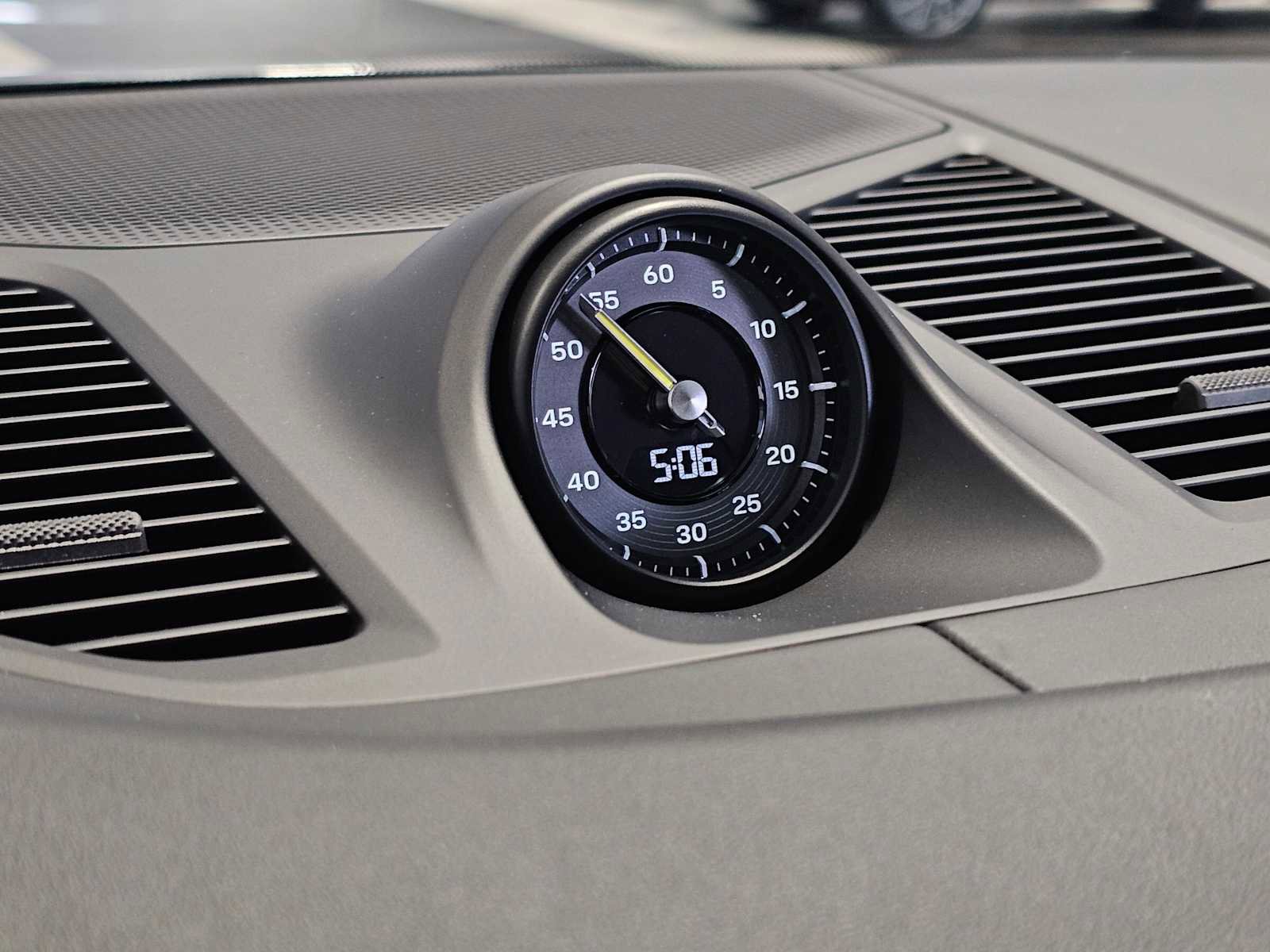 New 2026 Porsche Cayenne Turbo GT image 28