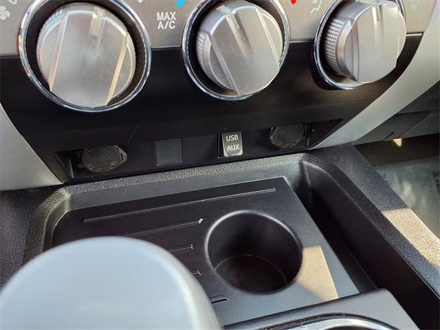 Used 2015 Toyota Tundra SR5 w/ TRD Off Road Package image 18