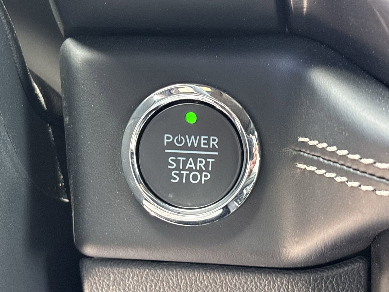 New 2025 Ford F150 Lightning Platinum image 28