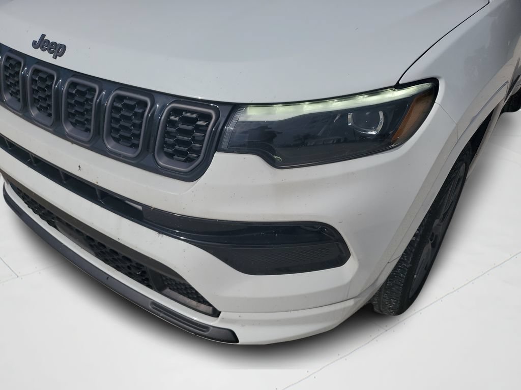 Used 2025 Jeep Compass Limited w/ High Altitude Package AWD/4WD image 34