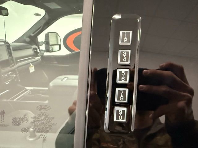 New 2026 Ford F450 Platinum w/ FX4 Off-Road Package image 10