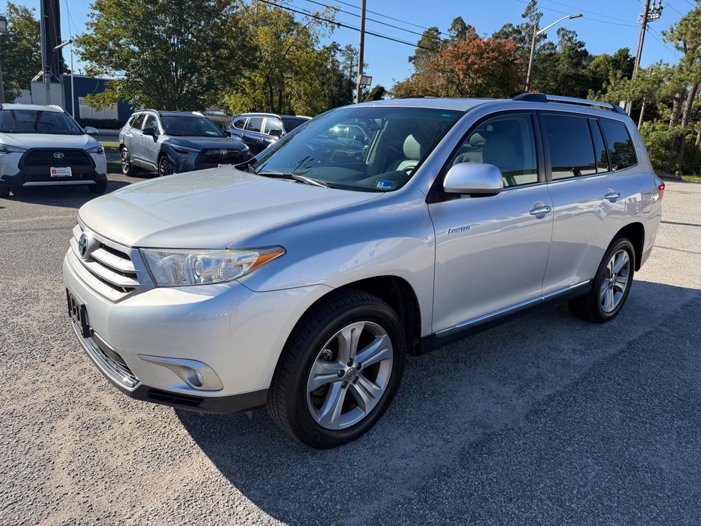Used 2013 Toyota Highlander Limited AWD/4WD image 3