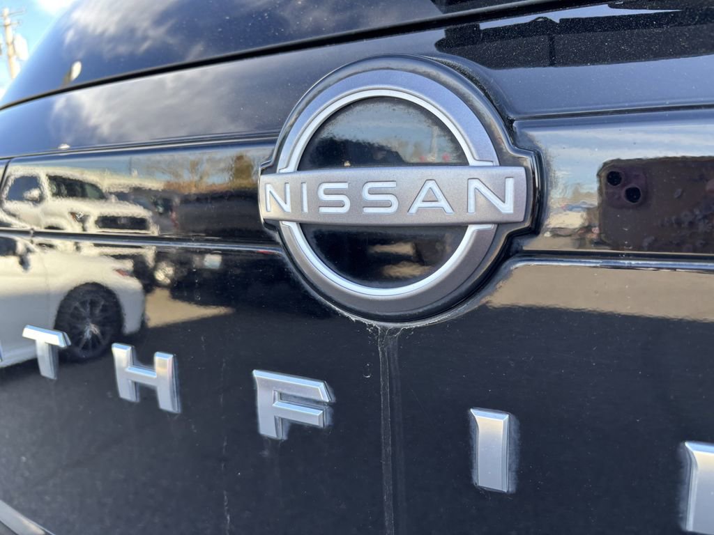 Used 2022 Nissan Pathfinder SL w/ Cargo Package image 10