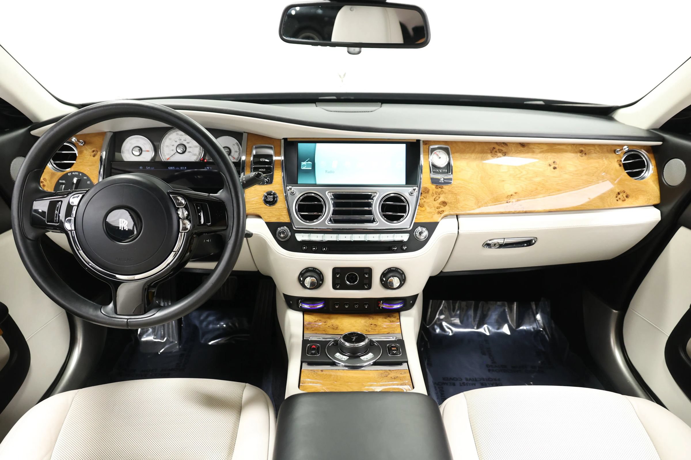 Used 2017 Rolls-Royce Wraith RWD image 65