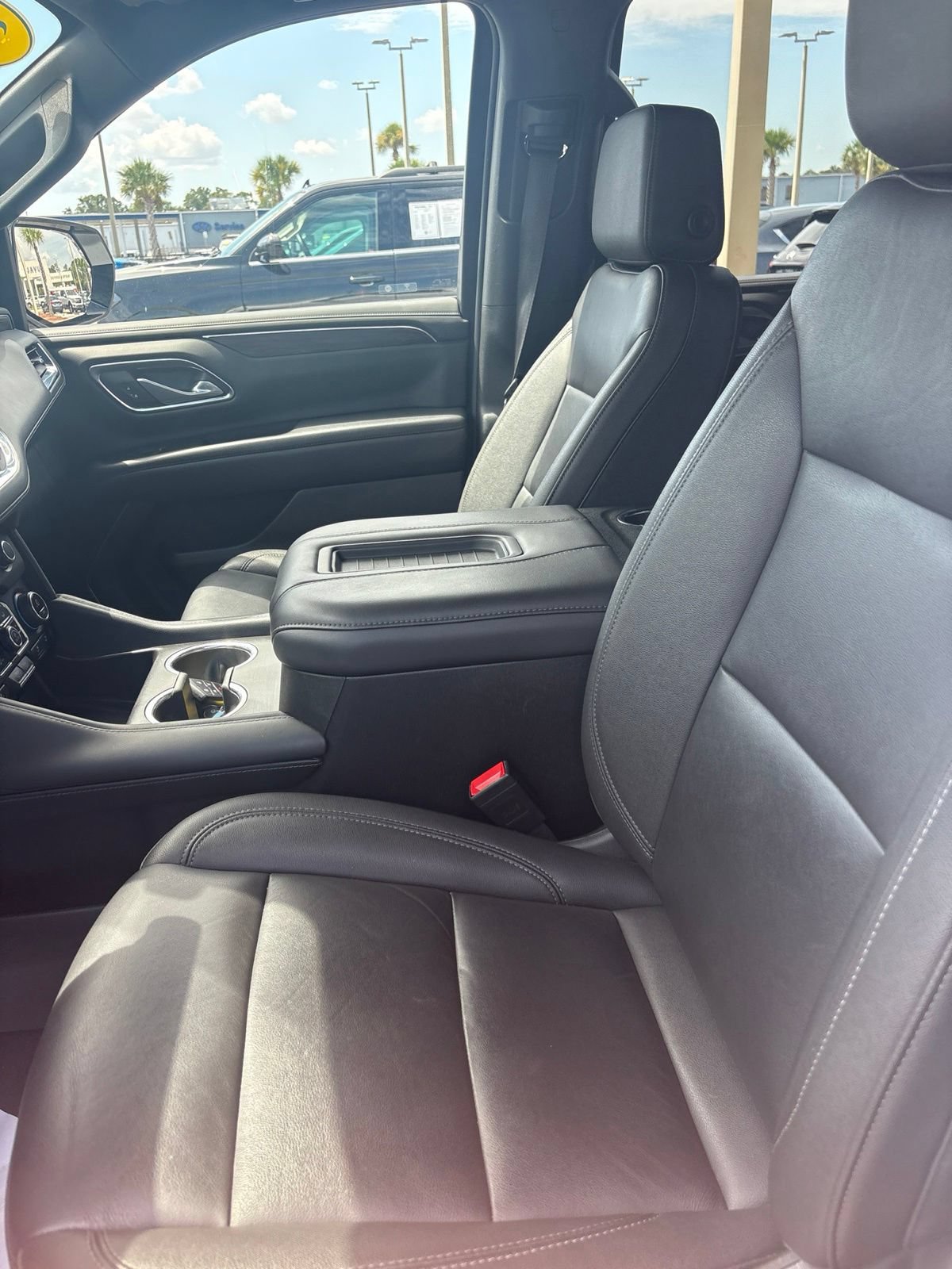 Used 2024 Chevrolet Tahoe LT RWD image 14