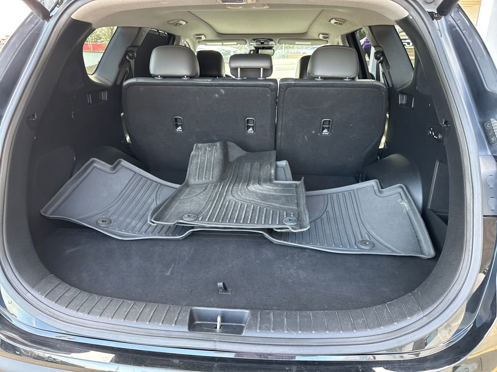 Used 2023 Hyundai Santa Fe Limited image 38