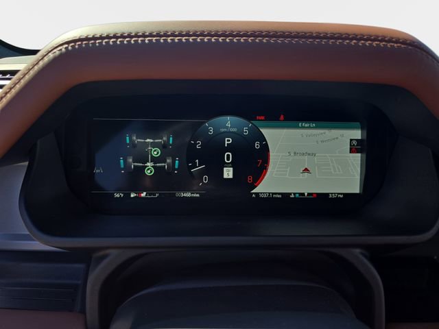 Used 2025 Land Rover Defender 110 image 21