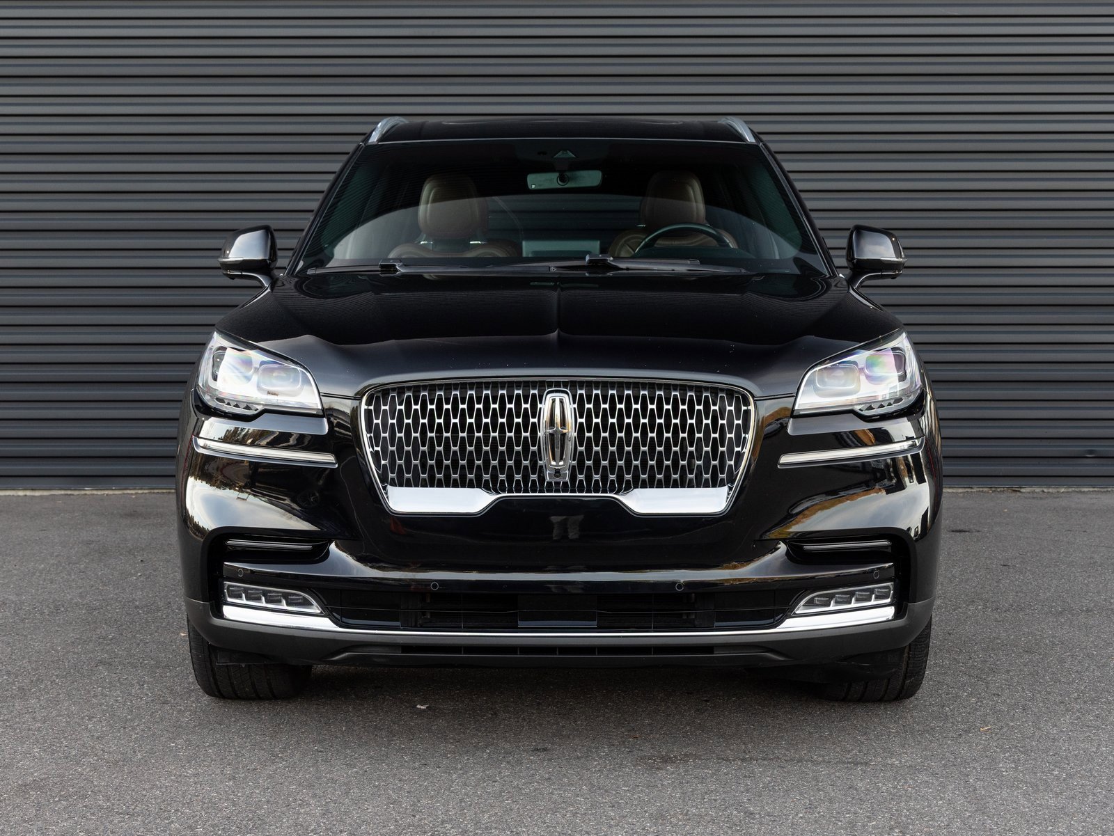 Used 2020 Lincoln Aviator Reserve w/ Equipment Group 202A image 5