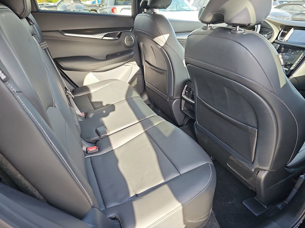 Used 2025 INFINITI QX55 Essential image 13