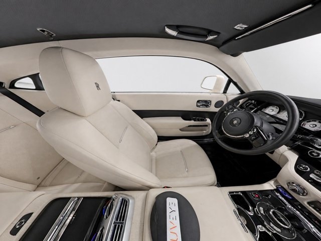 Used 2015 Rolls-Royce Wraith RWD image 15