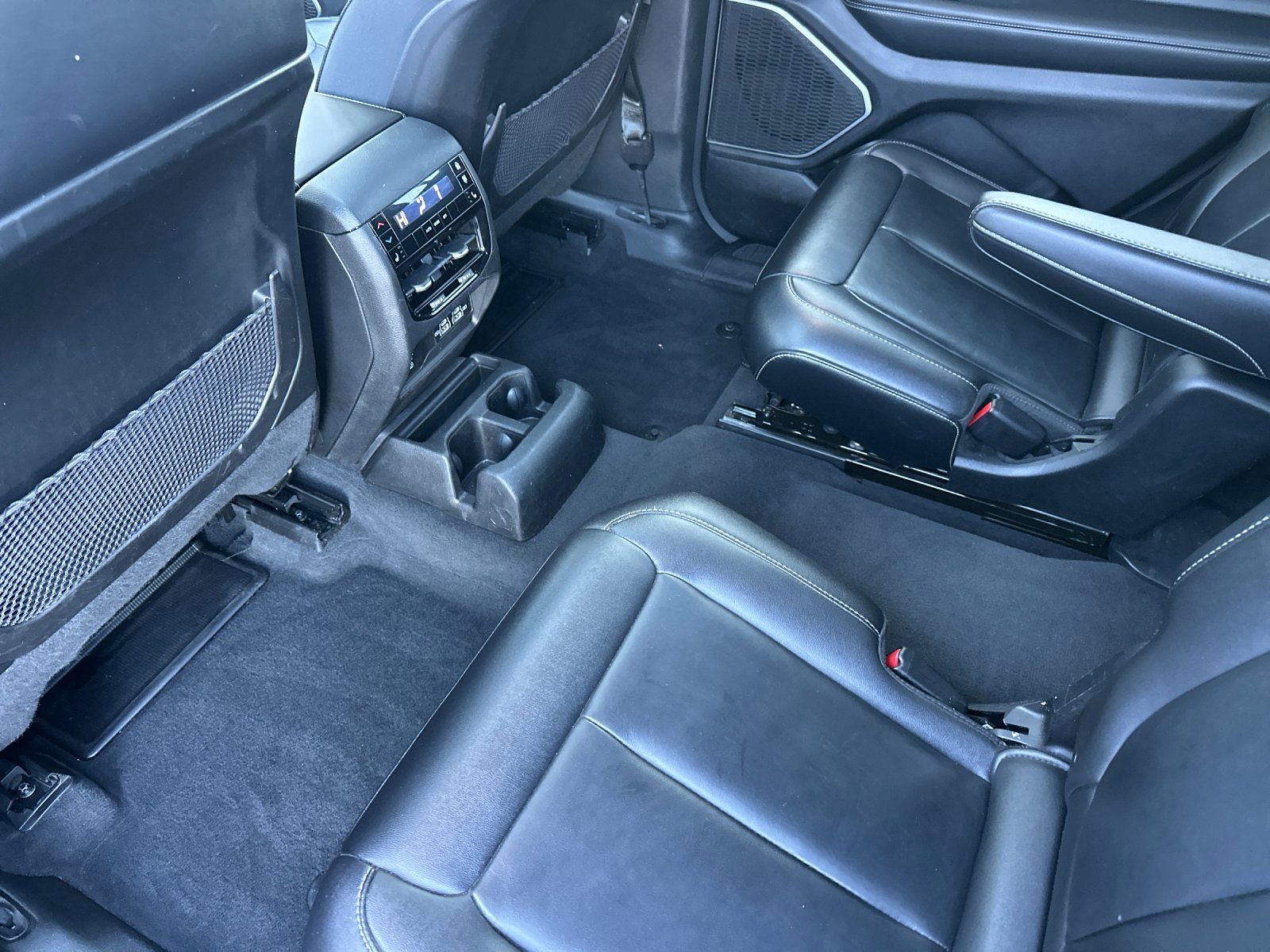 Used 2022 Jeep Grand Cherokee L Limited image 12