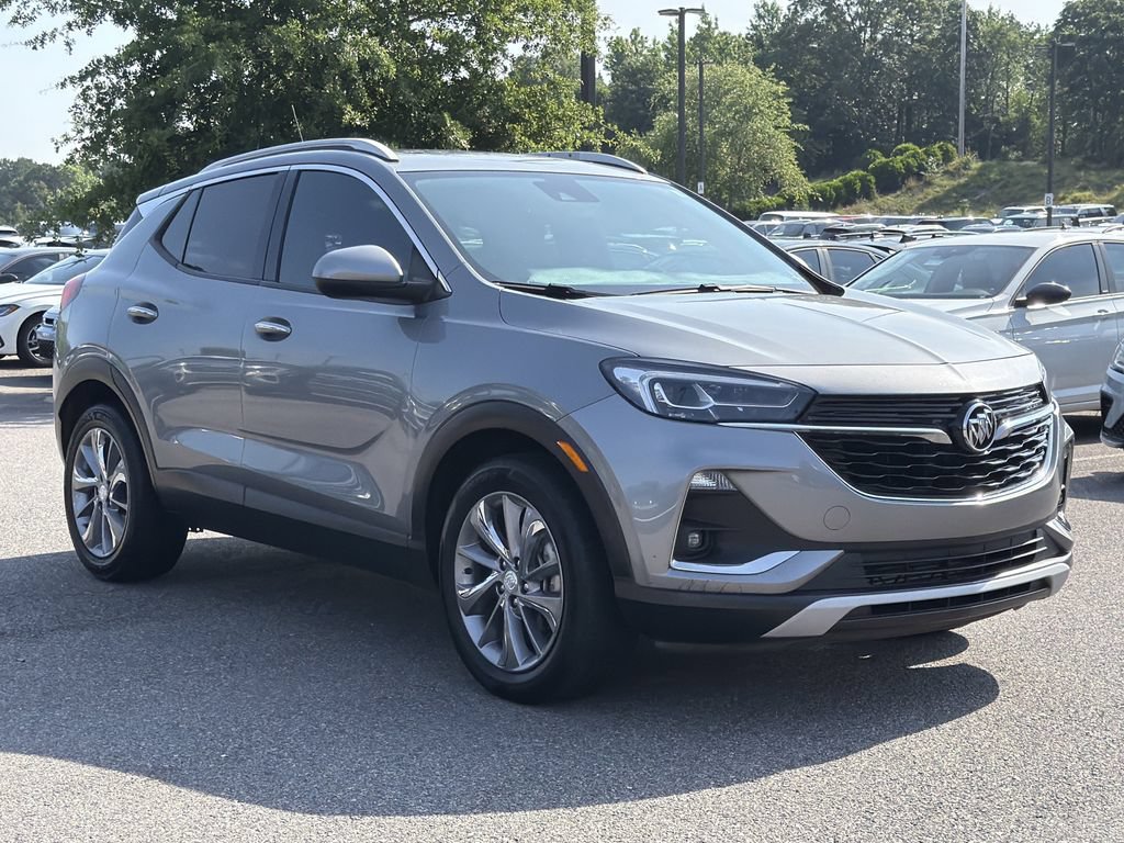 Used 2023 Buick Encore GX Essence w/ Experience Buick Package FWD image 7