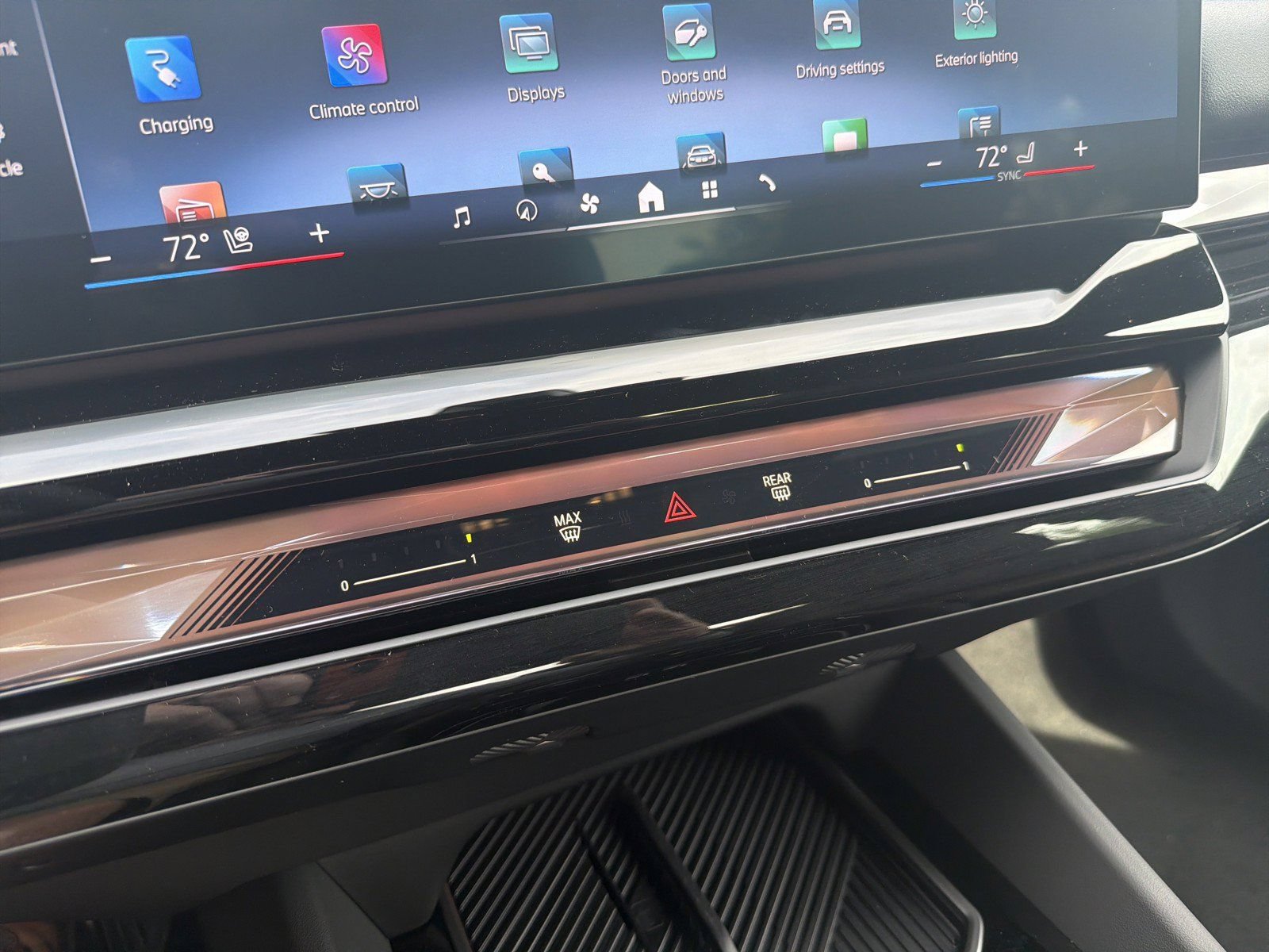 New 2027 BMW i5 eDrive40 w/ Premium Package RWD image 34