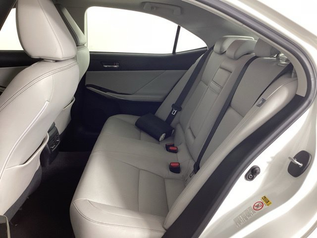 Used 2015 Lexus IS 250 AWD w/ Navigation System Package image 26