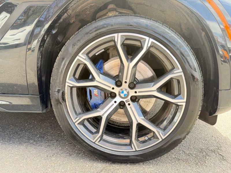 Used 2024 BMW X6 xDrive40i w/ Premium Package image 32
