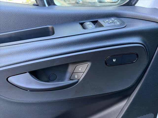 New 2026 Mercedes-Benz Sprinter 2500 image 11