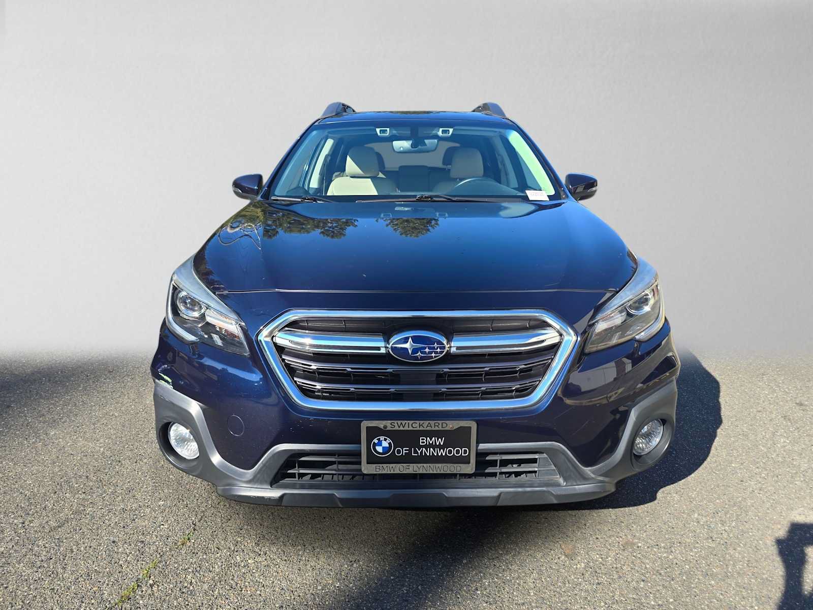 Used 2018 Subaru Outback 2.5i Limited AWD/4WD image 8