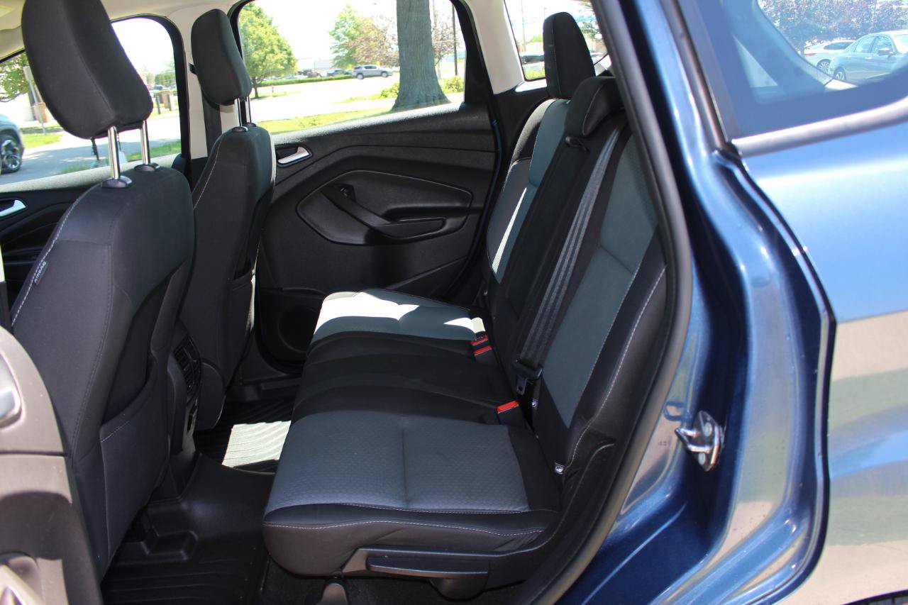 Used 2018 Ford C-MAX SE w/ Cold Weather Package FWD image 30