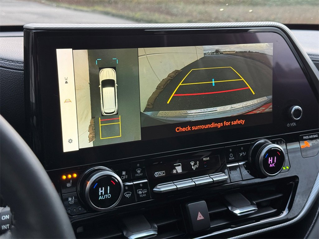 Used 2023 Toyota Highlander Platinum image 20