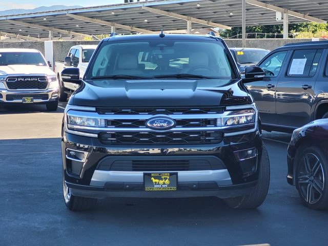 Used 2024 Ford Expedition Max Limited AWD/4WD image 2