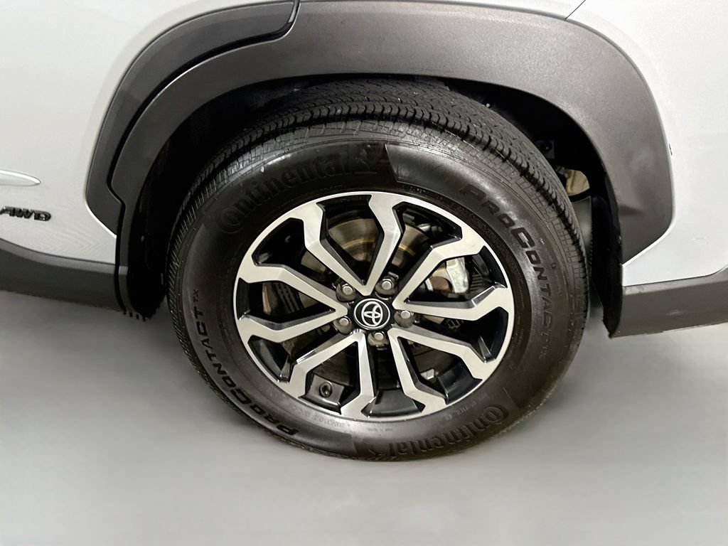 Certified 2023 Toyota Corolla Cross AWD Hybrid image 33