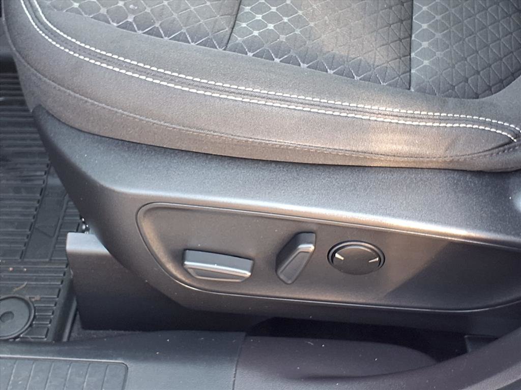 Certified 2023 Ford Escape Active w/ Tech Pack #2 image 4