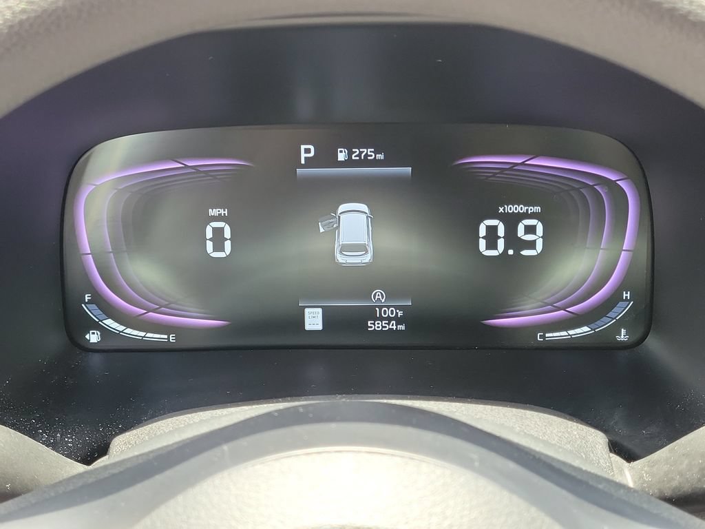 Used 2025 Kia Soul LX w/ LX Technology Package FWD image 27