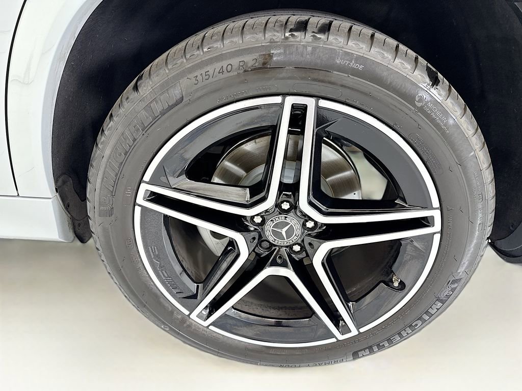 Certified 2024 Mercedes-Benz GLS 450 4MATIC image 31