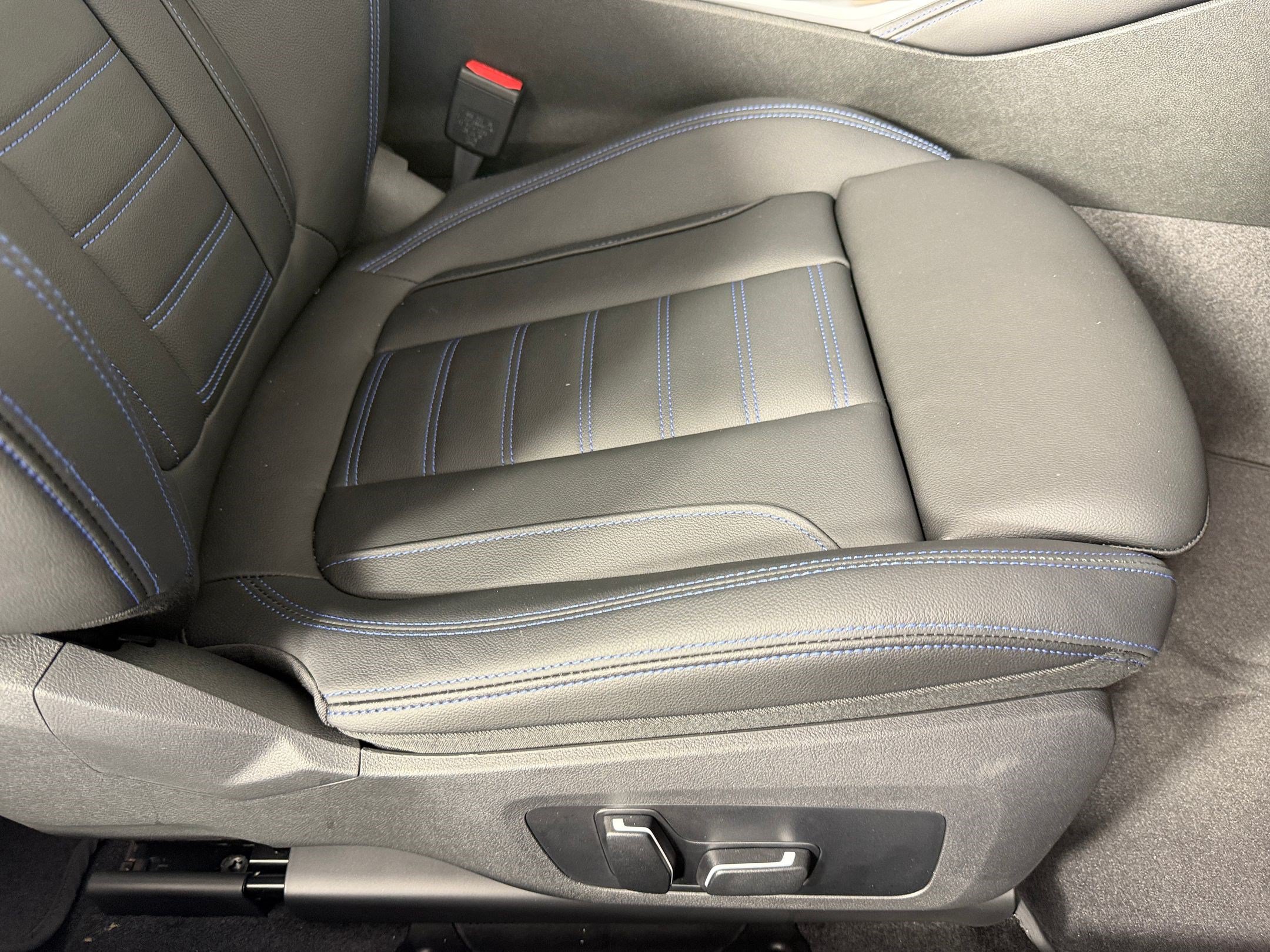 New 2026 BMW 230i Coupe w/ Premium Package RWD image 34