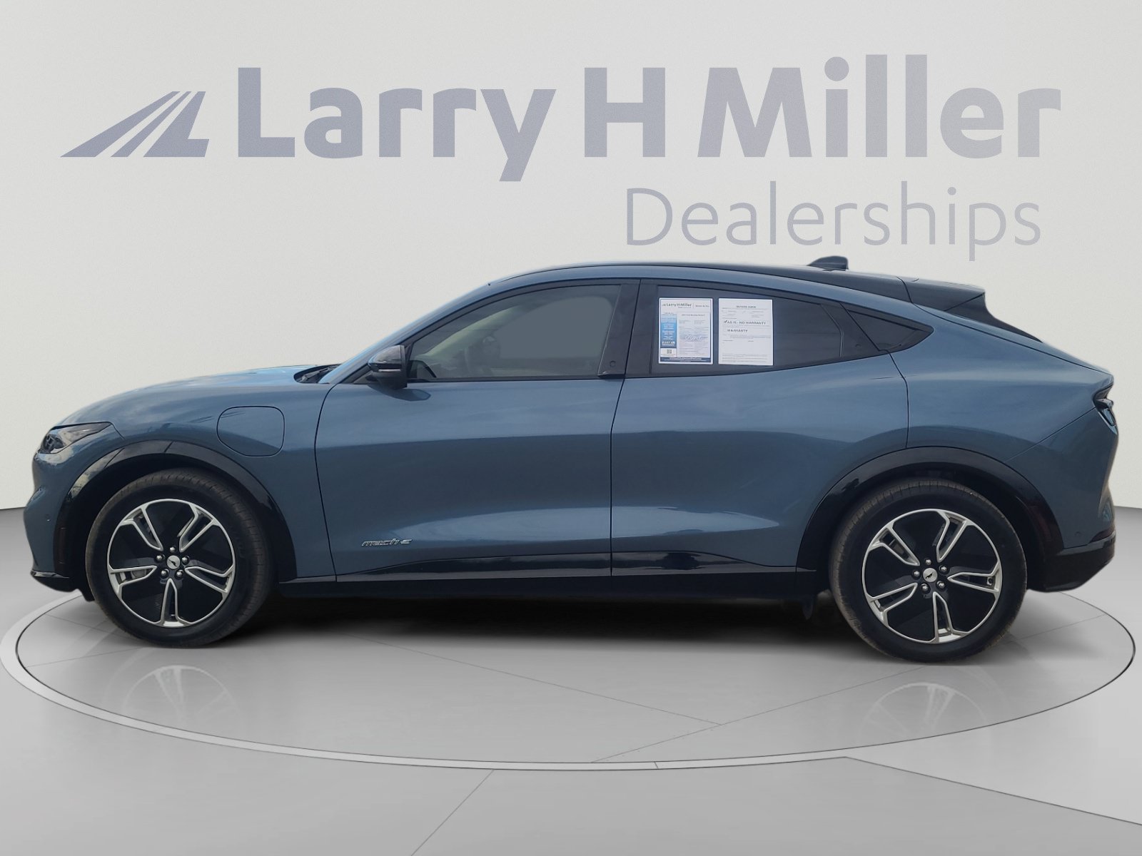 Used 2023 Ford Mustang Mach-E Premium RWD image 2