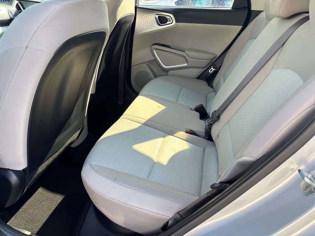 Certified 2021 Kia Soul LX image 10
