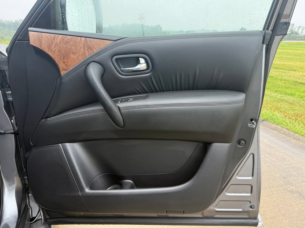 Used 2023 Nissan Armada SL w/ Cargo Package AWD/4WD image 23