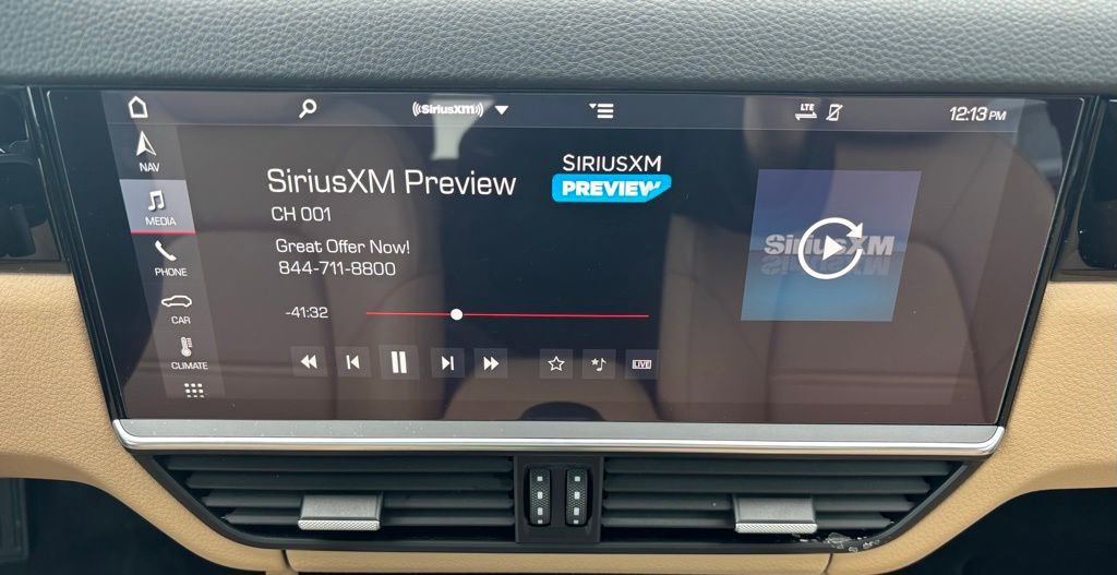 Used 2019 Porsche Cayenne S image 17