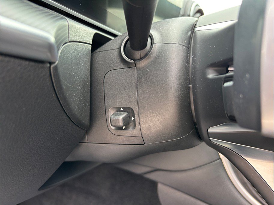 Used 2024 Mercedes-Benz C 300 Sedan image 23