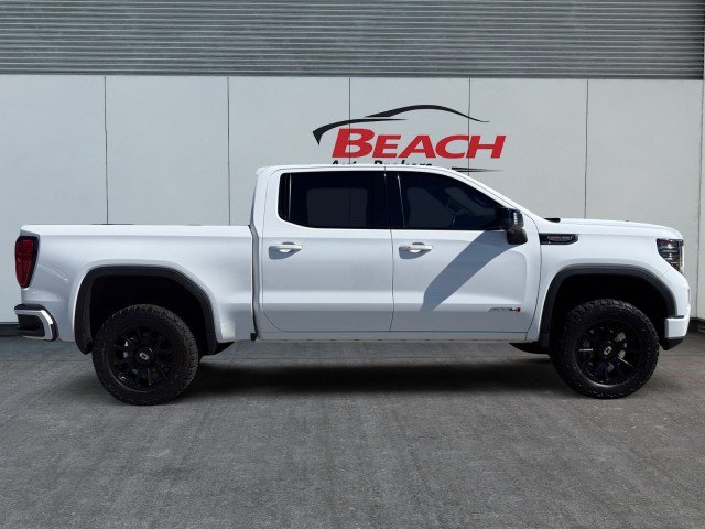 Used 2022 GMC Sierra 1500 AT4 w/ AT4 Preferred Package AWD/4WD image 9