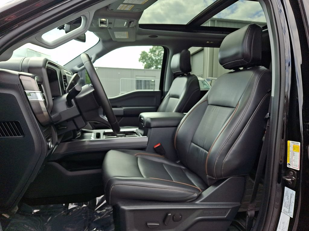Used 2025 Ford F250 Lariat w/ Lariat Ultimate Package AWD/4WD image 14