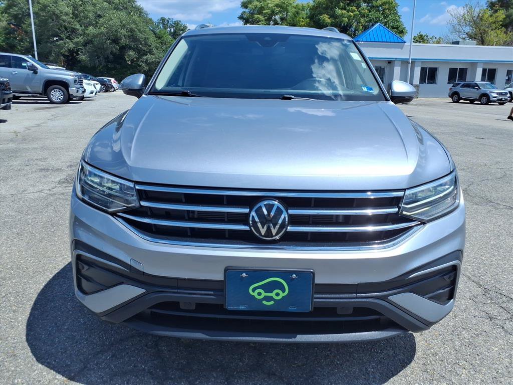 Used 2024 Volkswagen Tiguan Wolfsburg Edition AWD/4WD image 9