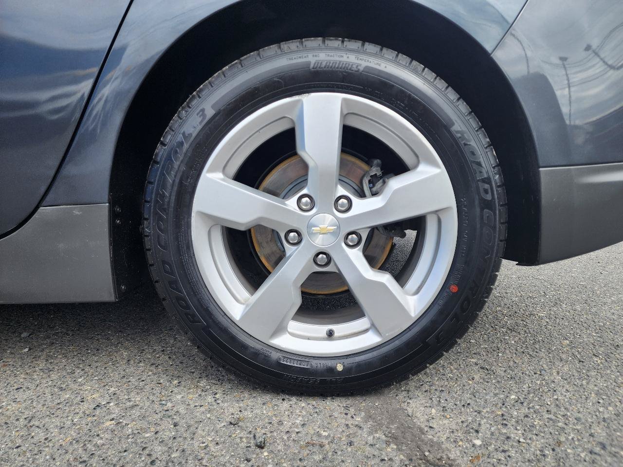 Used 2012 Chevrolet Volt FWD image 33