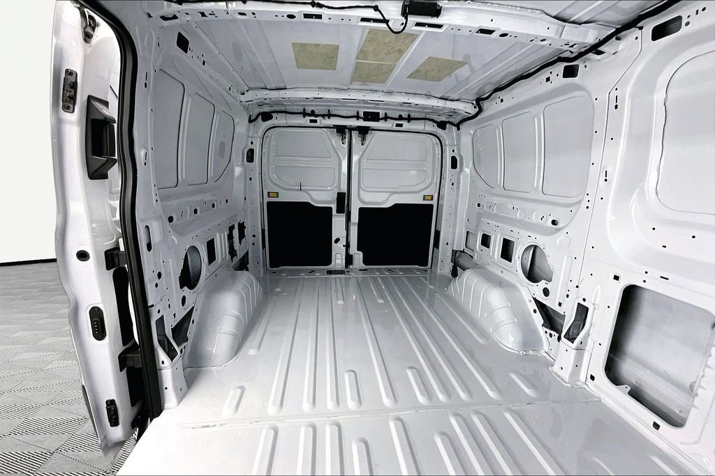 Used 2026 Ford Transit 150 Low Roof RWD image 28