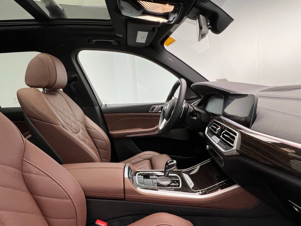 Certified 2023 BMW X5 xDrive40i w/ Premium Package image 6