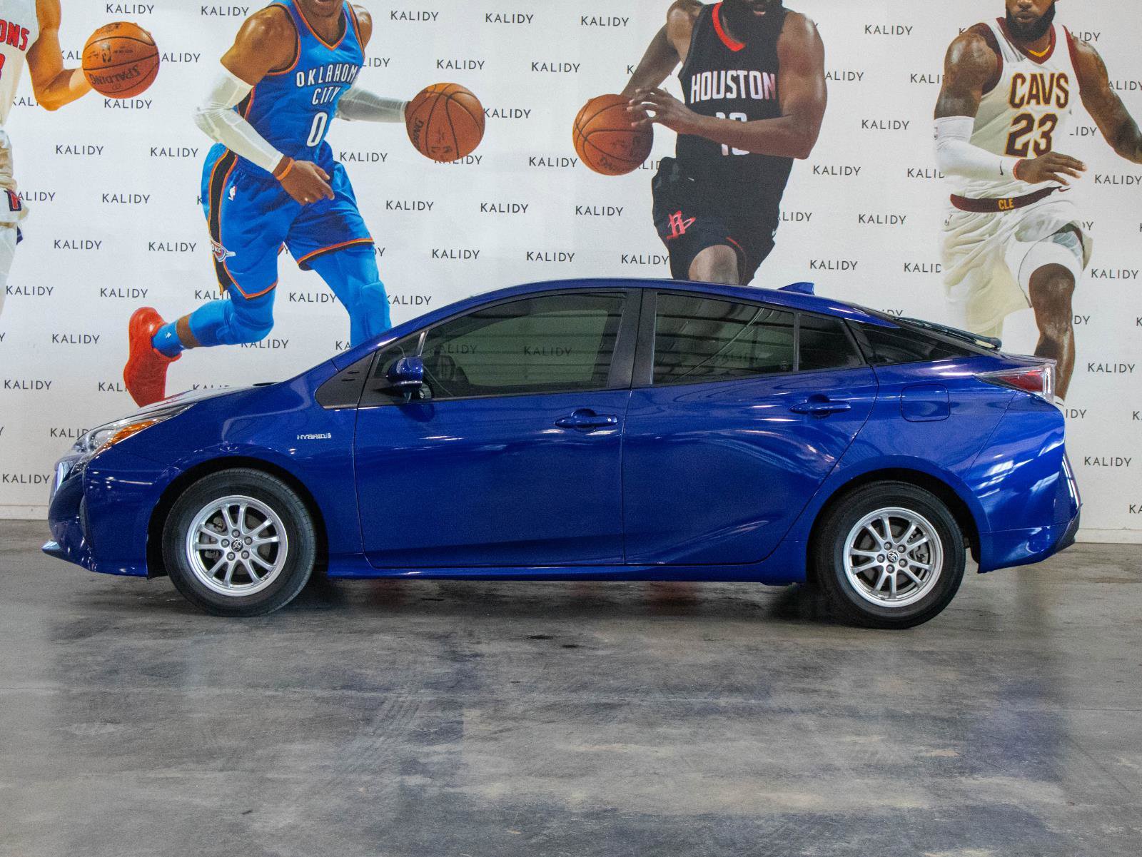 Used 2016 Toyota Prius Two image 16