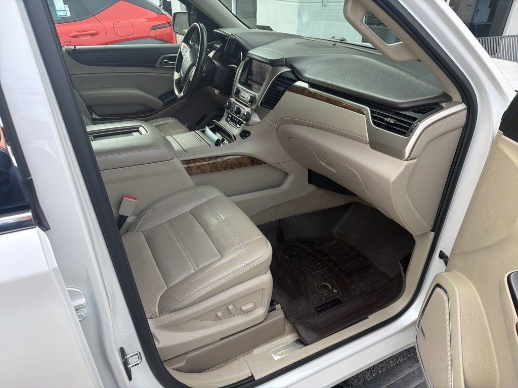 Used 2016 GMC Yukon Denali w/ Open Road Package image 16