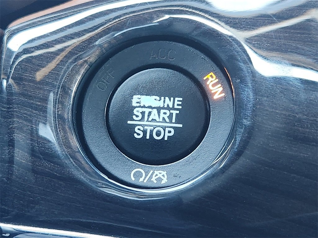 Used 2021 Jeep Grand Cherokee Overland image 22